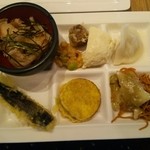 ブッフェ ザ ヴィラ 玉川高島屋S・Cガーデンアイランド - うどん、天ぷら、しゅうまい、水餃子、野菜あんかけかた焼きそば