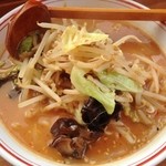 伊智路 - 辛味噌らーめん(700円)＋大盛り(100円)