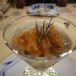 トゥ・ラ・ジョア - 枝豆と鮑と生ウニの昆布〆（８月）