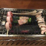 網焼き にのみや - 網焼き中♪