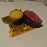 リストランテ カノフィーロ - 道産雌牛カイノミ肉のグリーリアとインカのメザメ