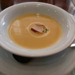 ステーキハウス　おおね - ポタージュスープ。