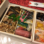 Sushi Waka - 御節は3年連続頼んでいます。