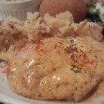 ツム・シュバルツェン・カイラー - 程よい酸味のサワークリームチキンです