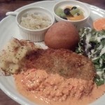 ツム・シュバルツェン・カイラー - Ａランチ：カツレツ（1,250円）限定10食と希少価値が高いランチです