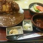 ぼうげつ - カツカレーとハンバーグ