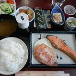 Taka - 朝定食（ドリンク付きで550円）