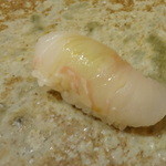 すし家 一柳 - 鮃(ひらめ)