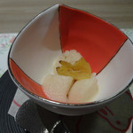 月の宿 紗ら - リンゴのソルベ