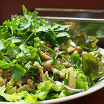 ソンポーン - 挽肉と茸のラープ