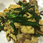 新華園 - ニラとタケノコが良い食感(^^)