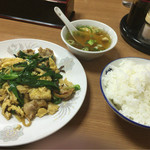 新華園 - 中華定食800円(^^)