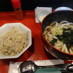 マルシェ - ワンコインランチ　たまご炒飯とわかめうどん