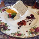 ウッディーキャロット アンド モモコハウス - 紅茶のシフォンケーキ