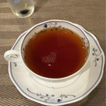 美沙和 - セットのお茶。