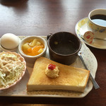 ブレイク - ブレンドコーヒー400円と玉子トーストセット