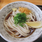 ぶっかけうどん こむぎ さくら製麺所。 - 16/01　　　　　ぶっかけ中（冷）