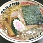 ストライク軒 - ストレート並780円