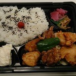 ふなちゅう デリカ 歩 - 揚物ミックス弁当（もも肉・むね肉・むね肉竜田）税込500円