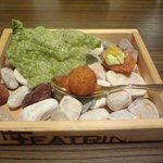 IL TEATRINO DA SALONE - 突き出し：カンノーロ・海藻チップス・フリット（2016.1）