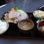 かね八 - 肉バター焼定食