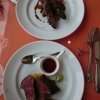 トラットリア グランボッカ - メインのお肉