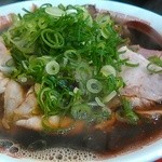 新福菜館 - 特大新福そばチャーシュー麺です。