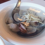 矮仔成蝦仁飯 - 蛤仔湯（はまぐりスープ30元）ｘ3.6円=100円
            