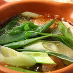 Ajillo with shrimp and Kyoto Kujo green onions
