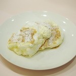 スフレパンケーキ（700円）
