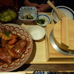 土佐わら焼 龍神丸 - 金目鯛の煮付け定食、1652円。