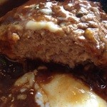ミサゴ - 煮込みハンバーグ断面