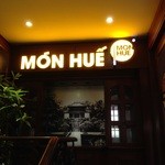 Mon Hue Restaurant - 店名