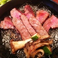 今半万窯 新宿店 - (ランチ)炭火焼ステーキ丼アップ