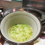 元祖 ざる焼 小林養鶏 本店わさび - 寒い日だったので、箸休め的にコラーゲン鶏スープ。
濃厚でとっても美味しいです。
