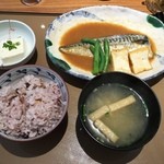Yayoi Ken - 鯖の味噌煮定食