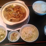 Kakyou Beisen - 鶏肉と豆腐の土鍋セット