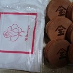 なにわ亭 - 紙袋が玉屋を物語ります。