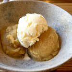 麻布野菜菓子 - ほかほか薩摩芋のバニラアイスクリーム添え（566円）