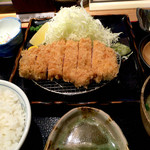 とんかつ いわい - 六白黒豚 特選ロースかつ定食 120g（1,650円）