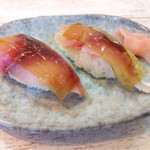 中華そば 四つ葉 - 本日のにぎり￥300今日はシメサバでした。