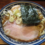 兎に角 松戸本店 - H28.01.25昼『ラーメン(小)』＋『燻玉』