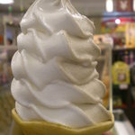 土山サービスエリア デザートコーナー - 黒豆ソフトクリーム