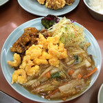せんぼんぐらばー館 - 欲張りなあなたにはランチ（夜でも食べれます）
            酢豚、小エビの天ぷら、八宝菜、ごはん、スープ