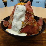 ローストビーフ星 - ローストビーフ丼メガ1393円（税込）