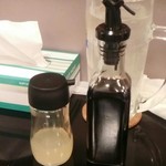 焼肉無印 - レモンダレと特製ダレ