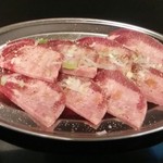 焼肉無印 - 上タン塩