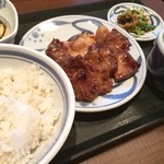 ねぎし - 牛カルビブラッキーと豚ロースと豚旨辛焼きのトリプルミックスセット1100円