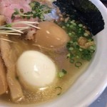 麺作 赤シャモジ - 塩麹玉子と醤油漬けの味玉