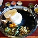 Spice&Dining KALA - まぜまぜ準備万端